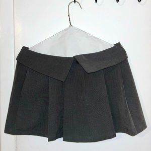 Pleated mini skirt